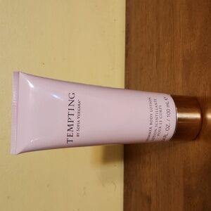 Tempting by Sofia Vergara Shimmer Body Lotion